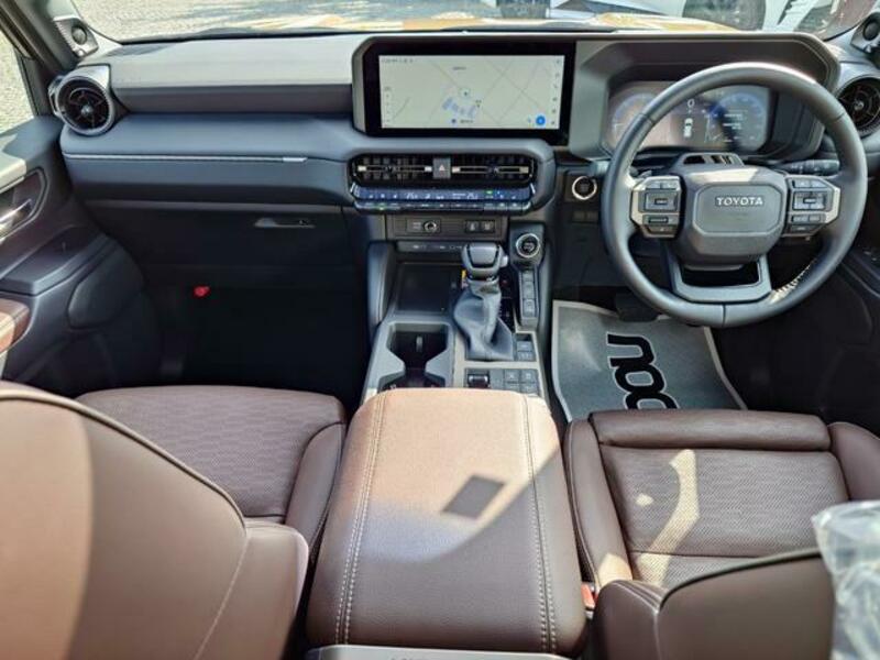 LAND CRUISER 250