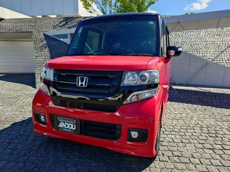 N BOX CUSTOM