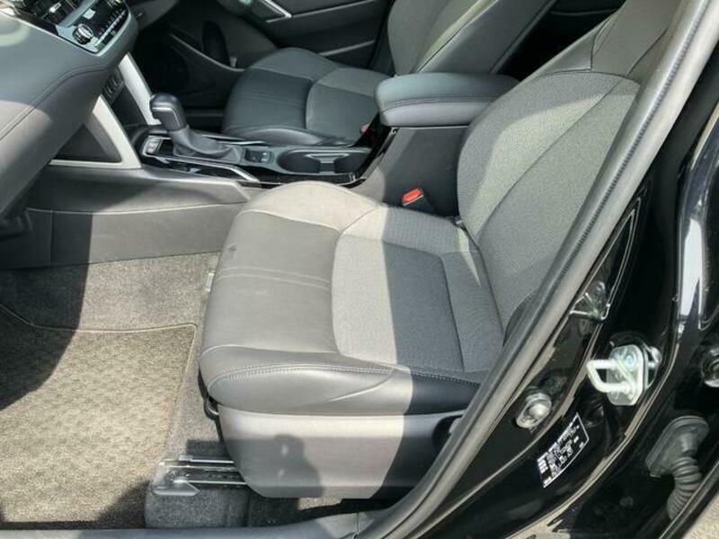 COROLLA CROSS