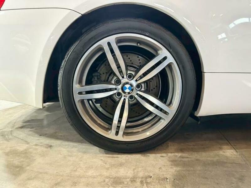 M6