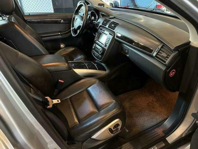 R CLASS