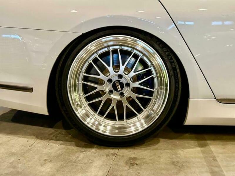 7 SERIES