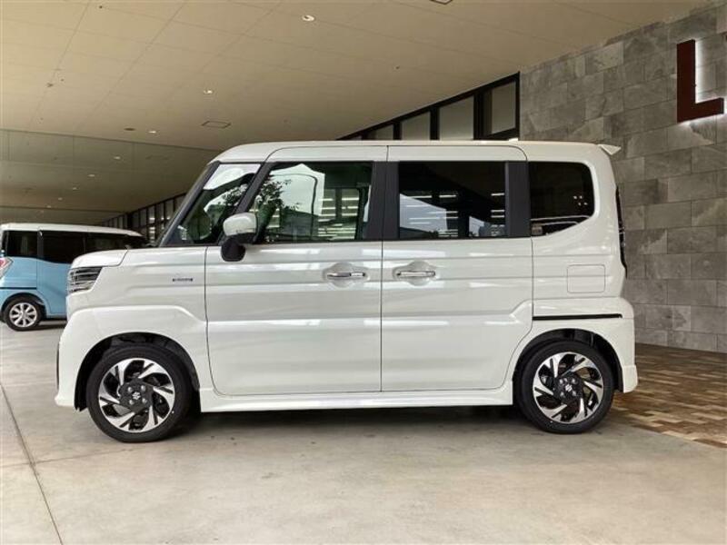 SPACIA CUSTOM
