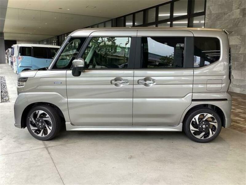 SPACIA CUSTOM