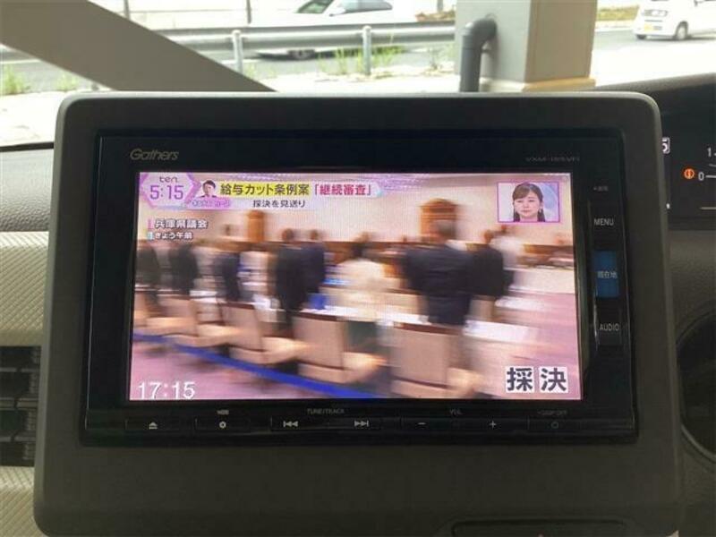 N BOX
