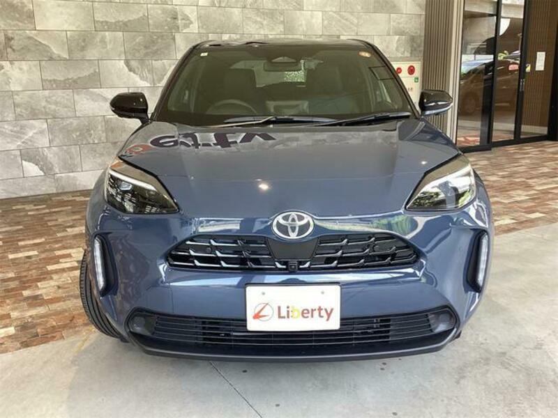 YARIS CROSS