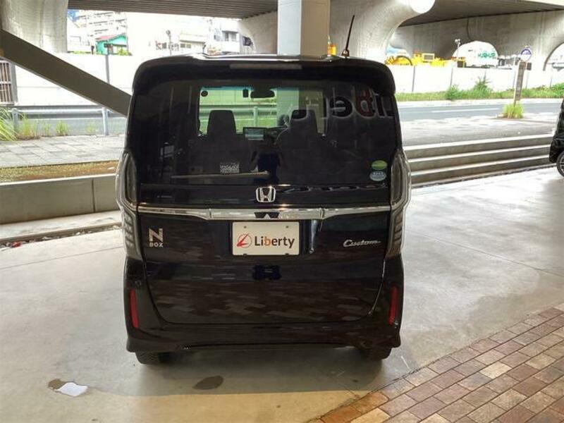 N BOX CUSTOM