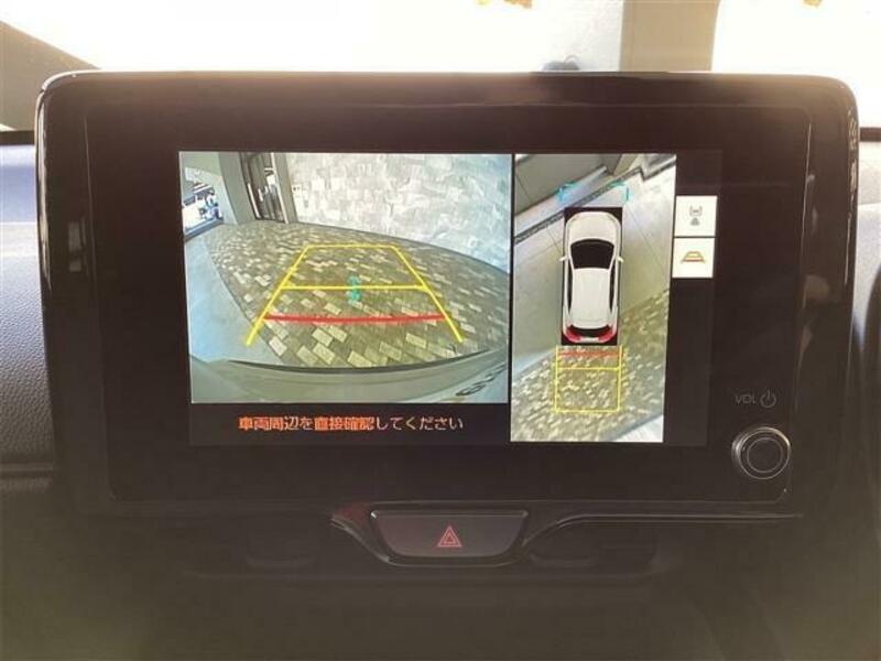 YARIS CROSS
