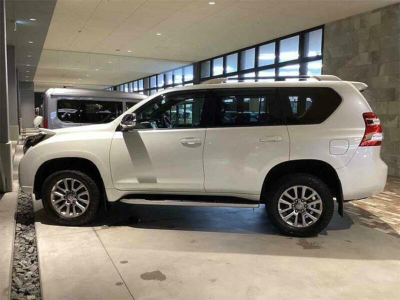 LAND CRUISER PRADO
