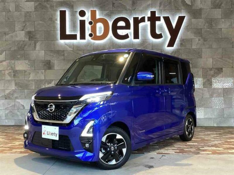 NISSAN ROOX