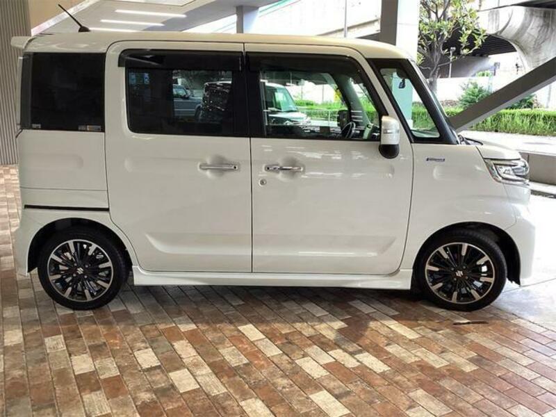 SPACIA CUSTOM