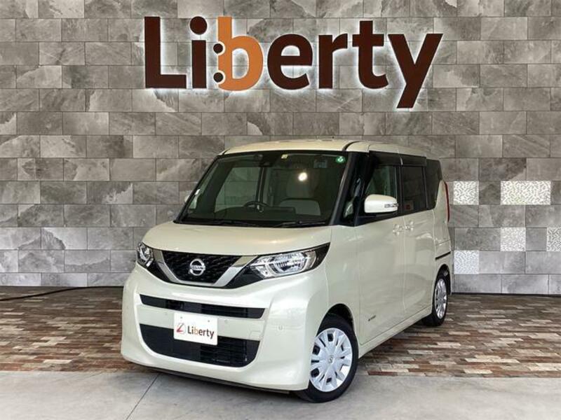 NISSAN ROOX