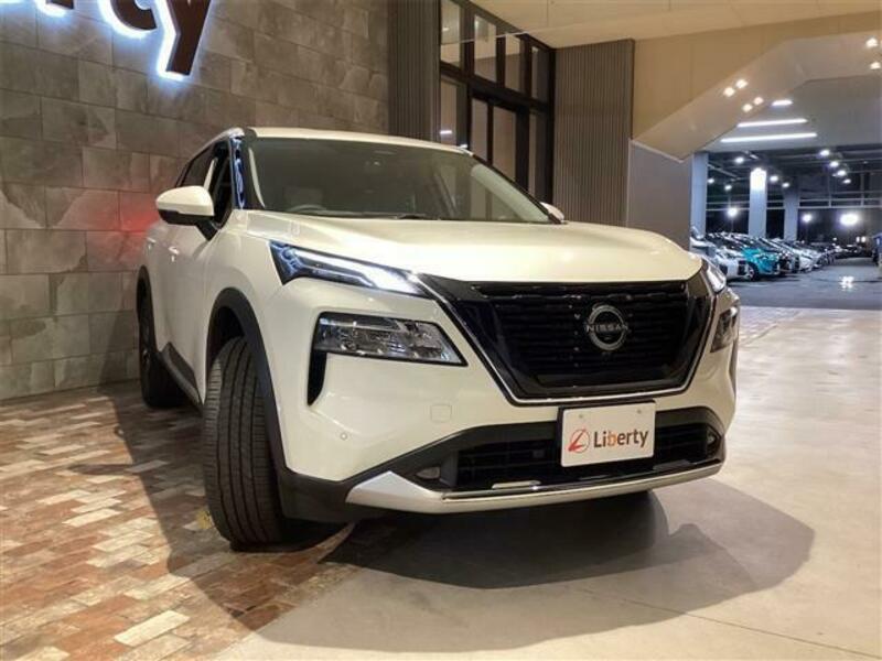 X-TRAIL