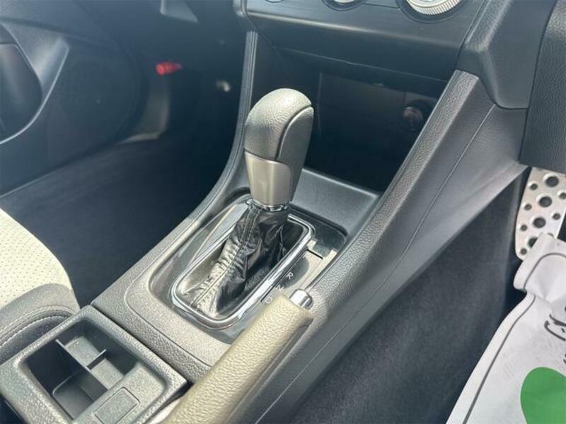 XV HYBRID