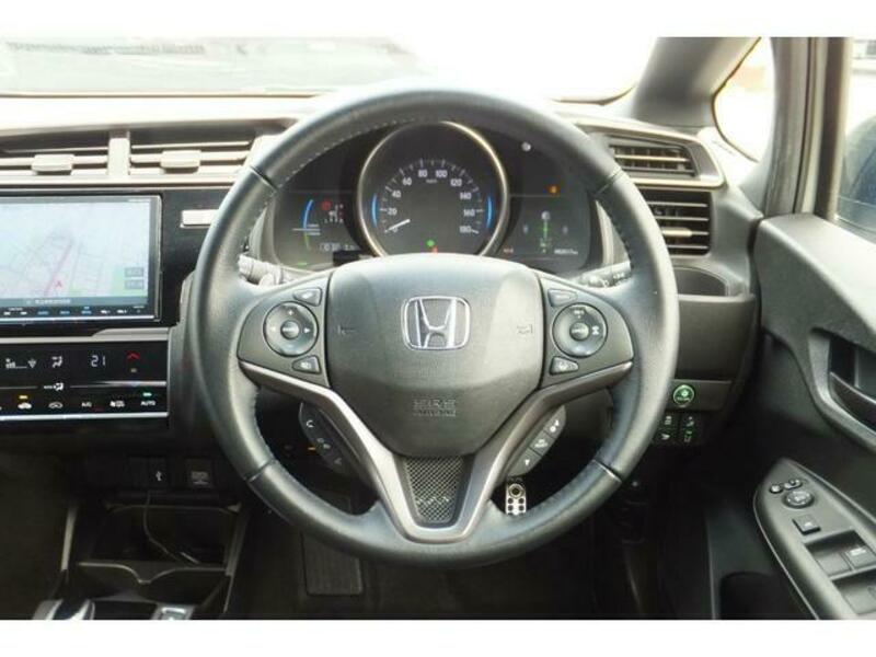 FIT HYBRID