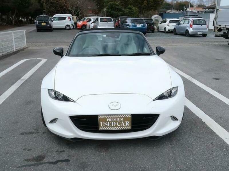 ROADSTER