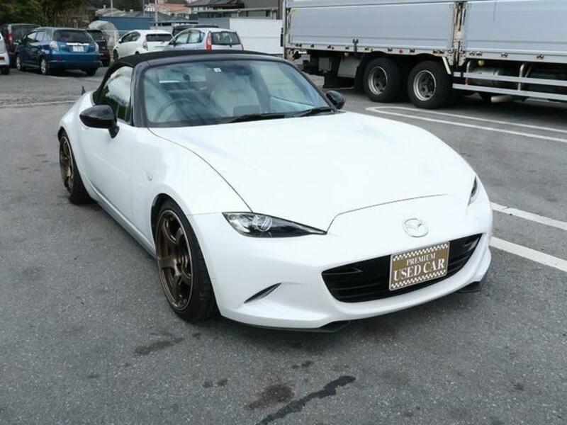 ROADSTER
