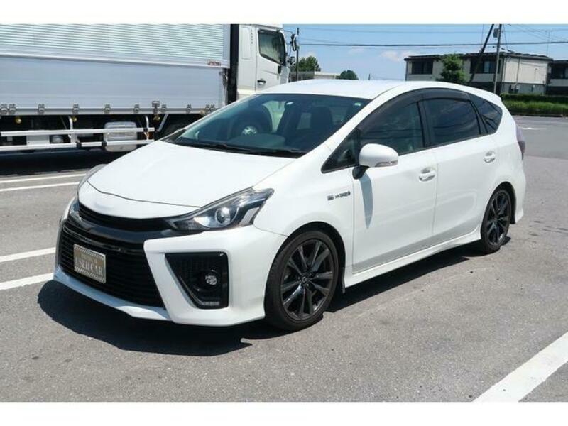 PRIUS ALPHA