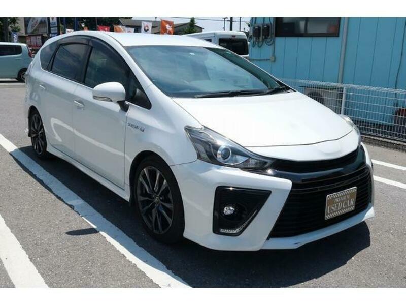 PRIUS ALPHA
