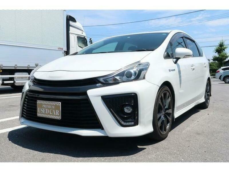 PRIUS ALPHA
