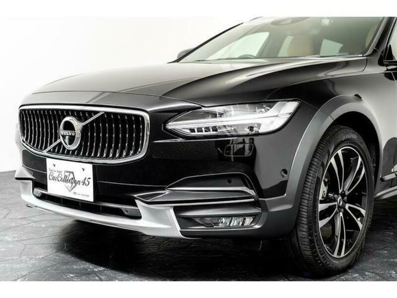 V90