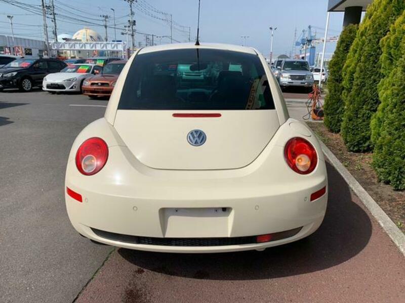 NEW BEETLE