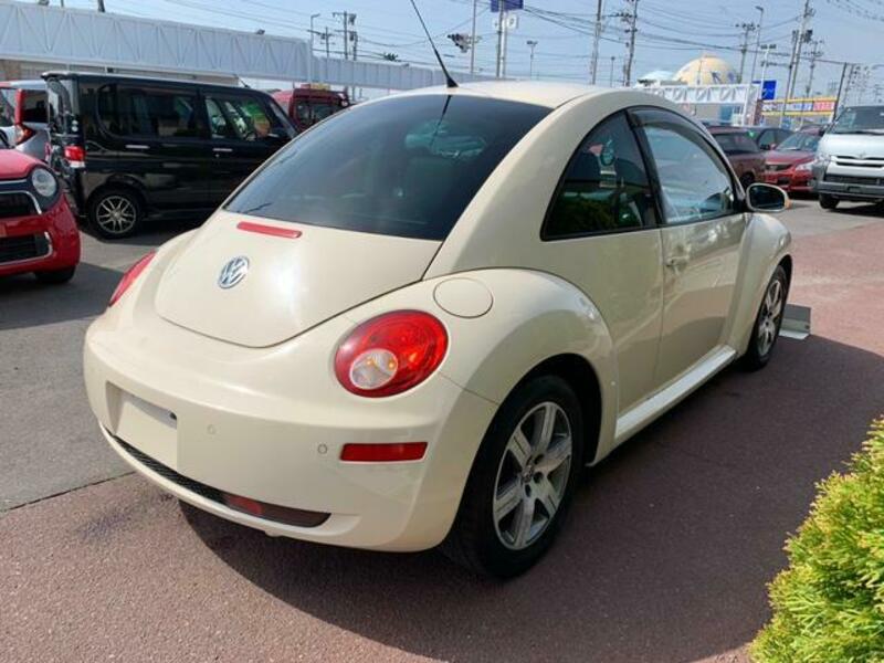 NEW BEETLE