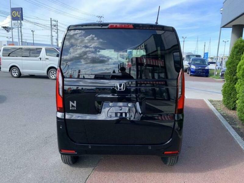 N BOX