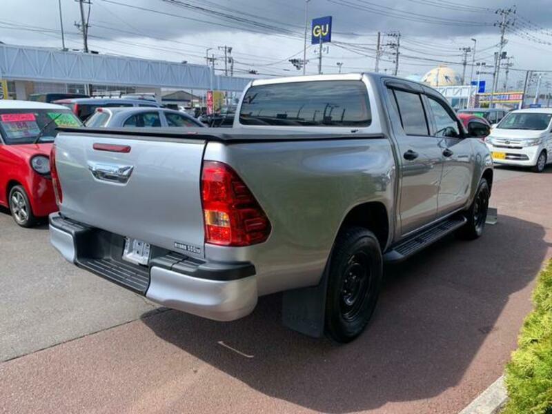HILUX