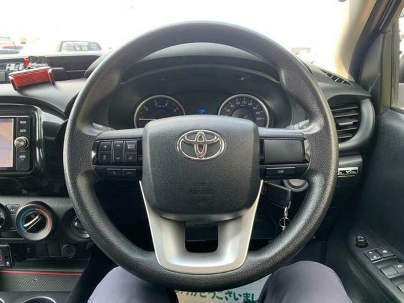 HILUX