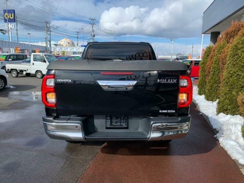 HILUX