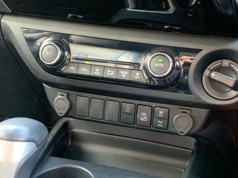 HILUX