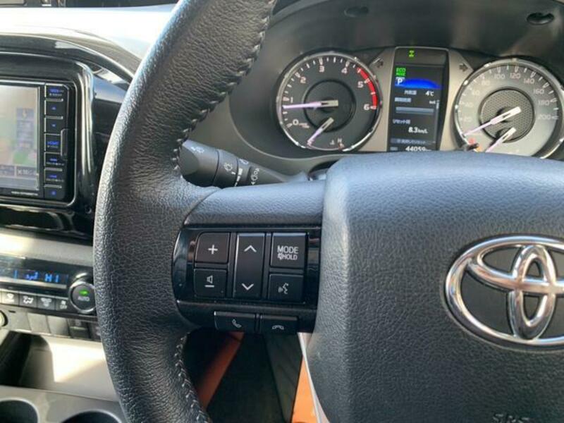 HILUX