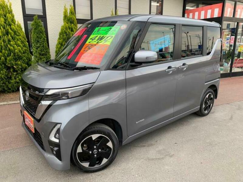 NISSAN ROOX