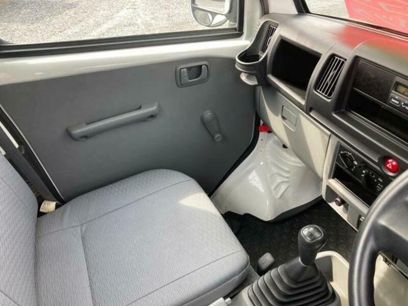 CLIPPER TRUCK