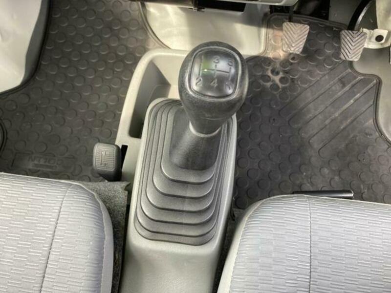 CLIPPER TRUCK