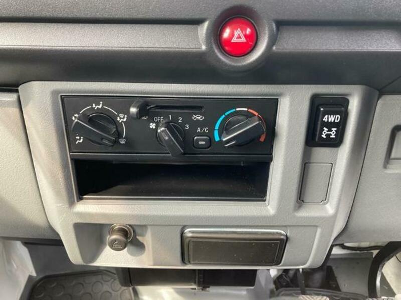 CLIPPER TRUCK