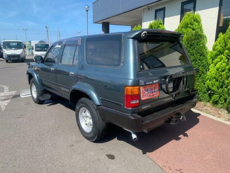 HILUX SURF