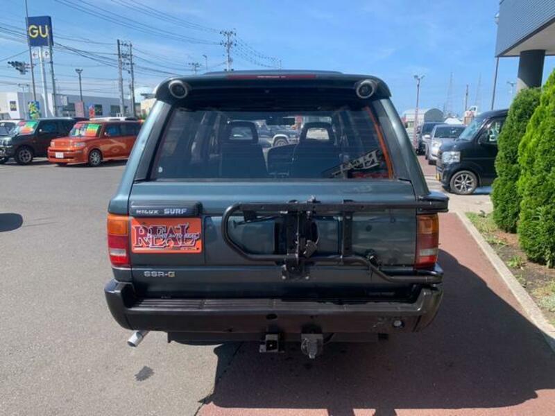 HILUX SURF