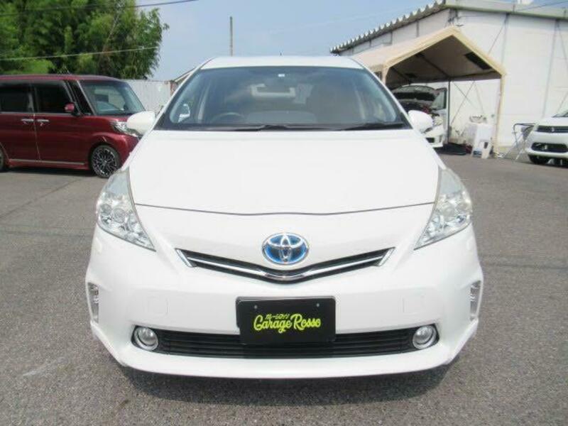 PRIUS ALPHA