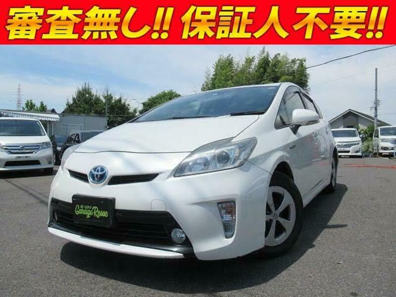 TOYOTA PRIUS