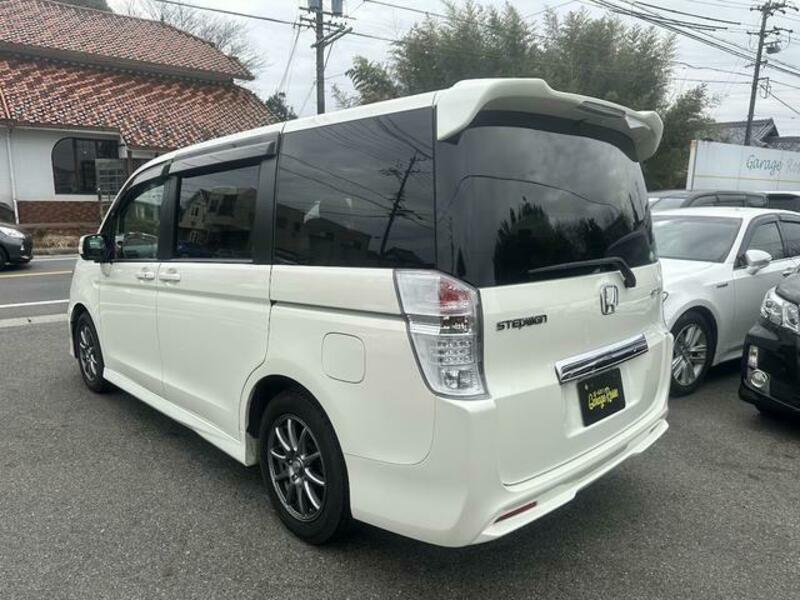STEPWAGON SPADA