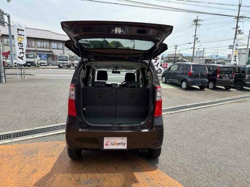 WAGON R