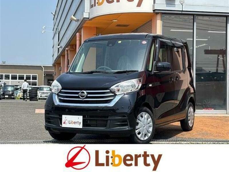 NISSAN DAYZ ROOX