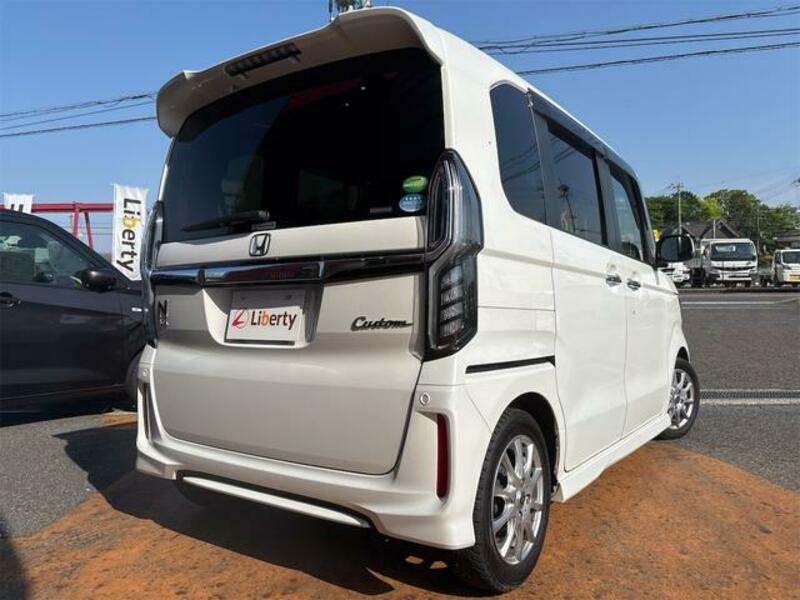 N BOX CUSTOM