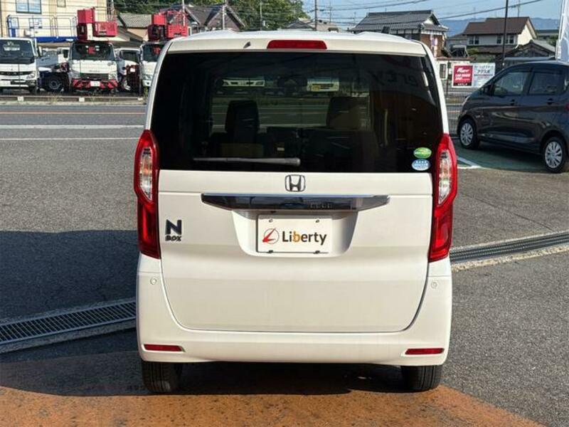 N BOX