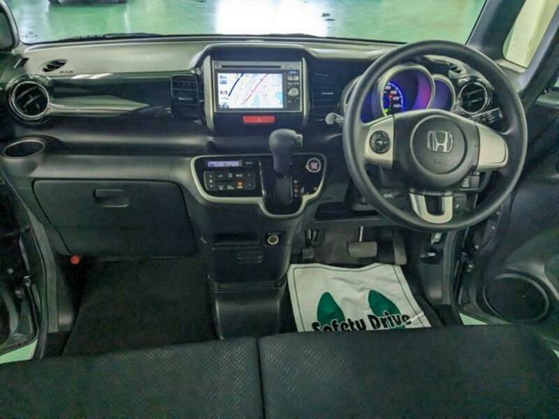 N BOX CUSTOM