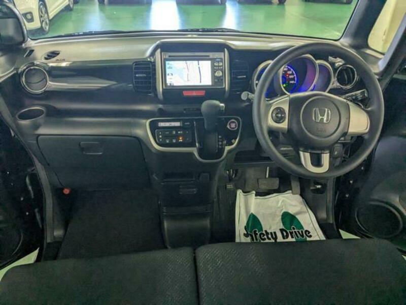 N BOX CUSTOM