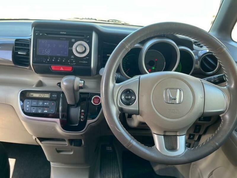 N BOX PLUS