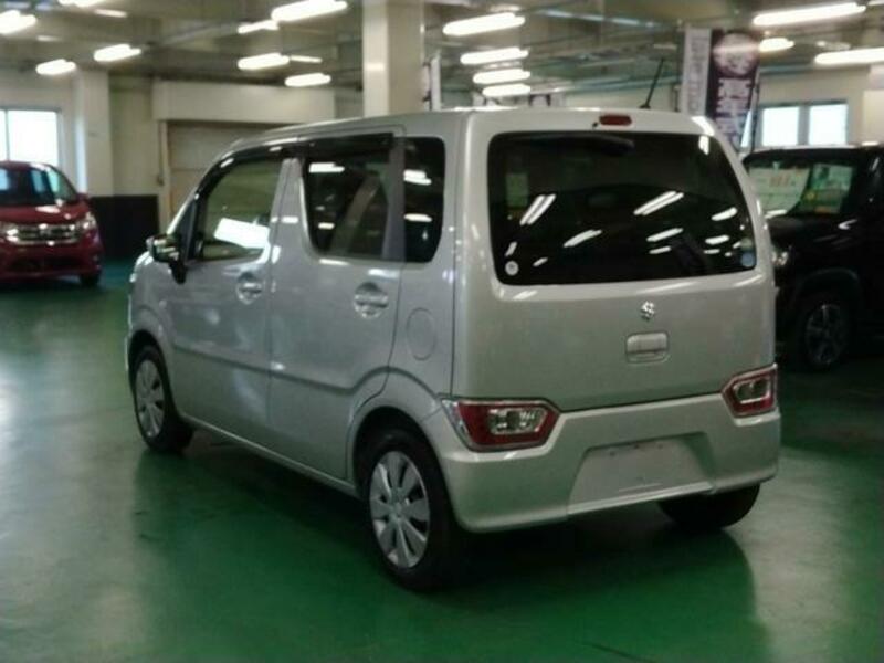 WAGON R